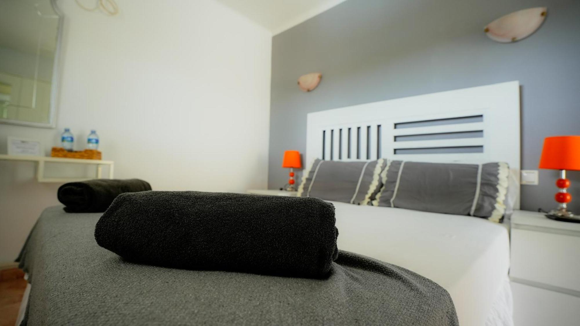 La Casa De Mima Bed & Breakfast Cubelles Room photo